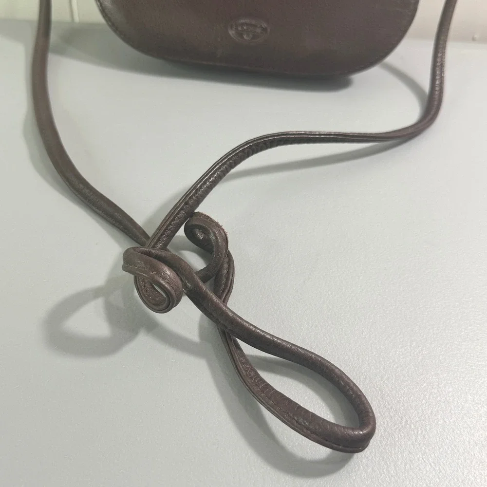Vintage Fossil Brown Pebbled Leather Crossbody Bag Flap Filigree Detail